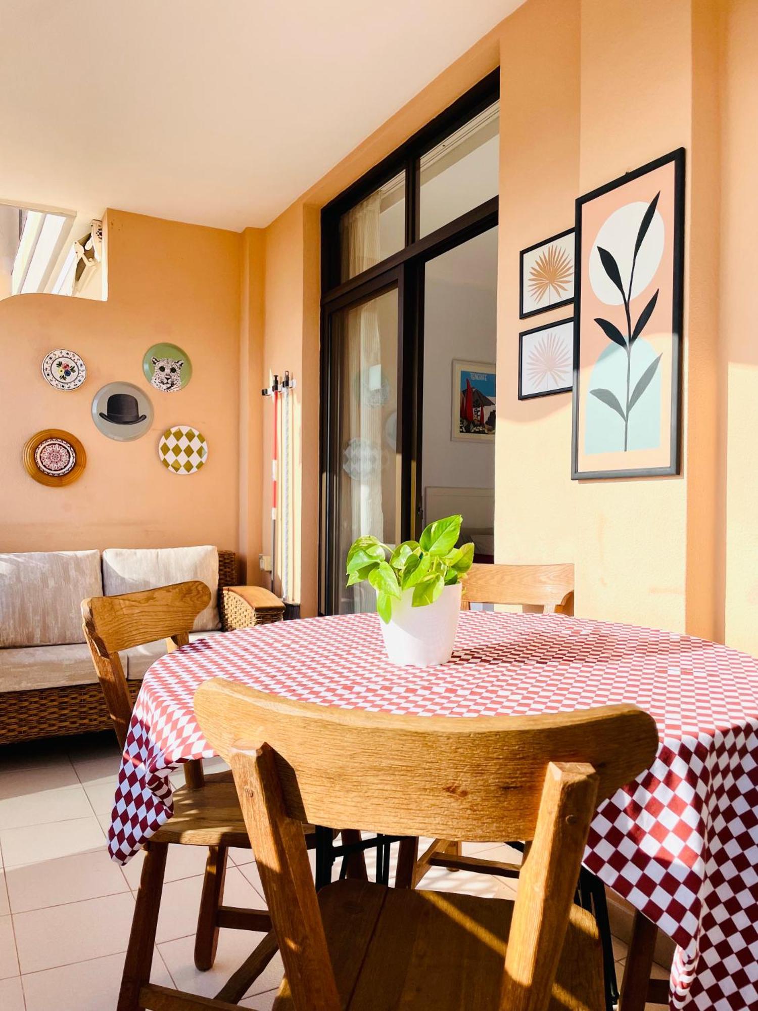 Casa Hugo - Ocean View, Quiet Pool, Fibre Net, Los Gigantes بويرتو دي سانتياغو المظهر الخارجي الصورة