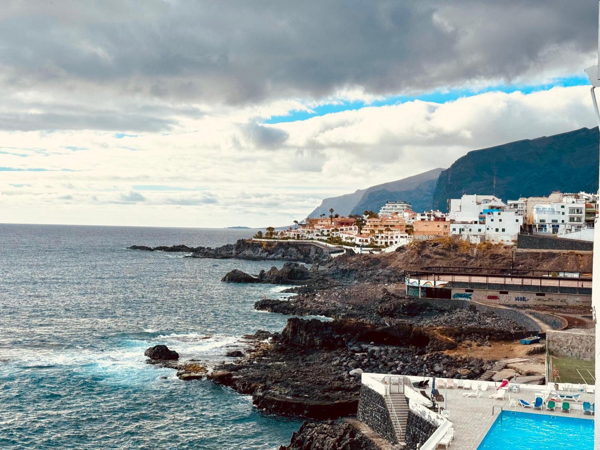 Casa Hugo - Ocean View, Quiet Pool, Fibre Net, Los Gigantes بويرتو دي سانتياغو المظهر الخارجي الصورة