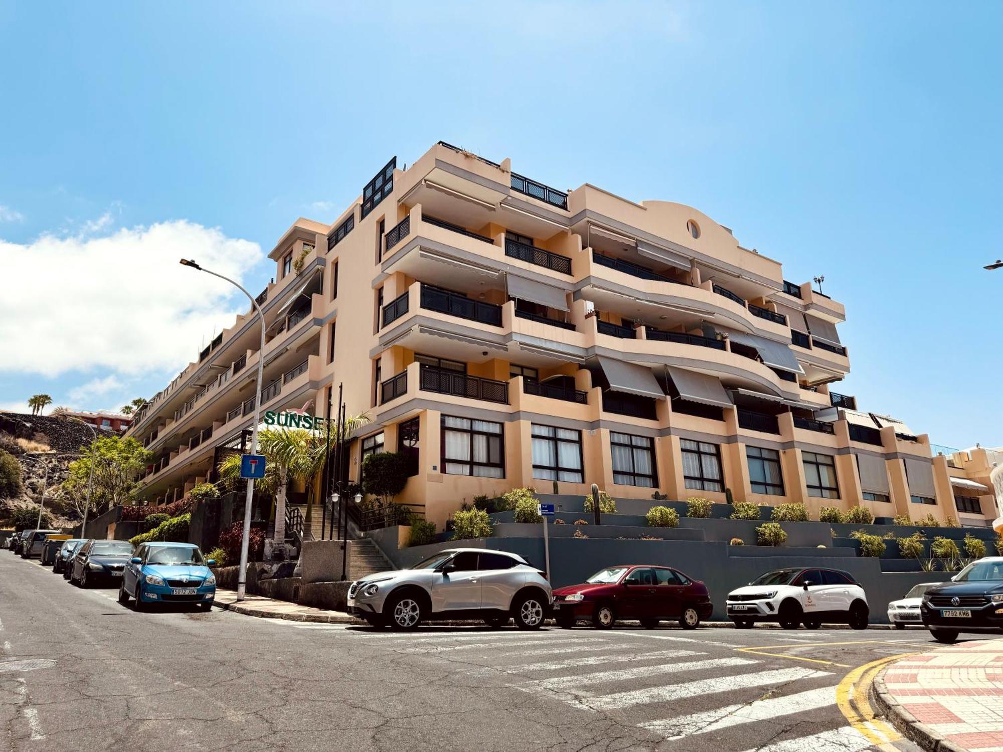 Casa Hugo - Ocean View, Quiet Pool, Fibre Net, Los Gigantes بويرتو دي سانتياغو المظهر الخارجي الصورة